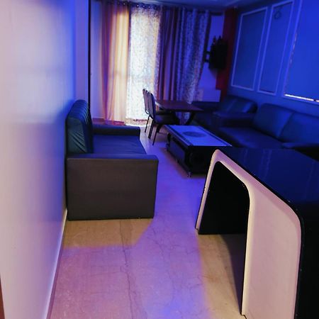 Vinanda Home Stay New Delhi Luaran gambar