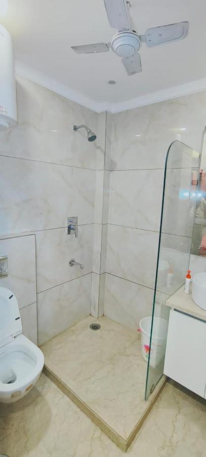 Vinanda Home Stay New Delhi Luaran gambar